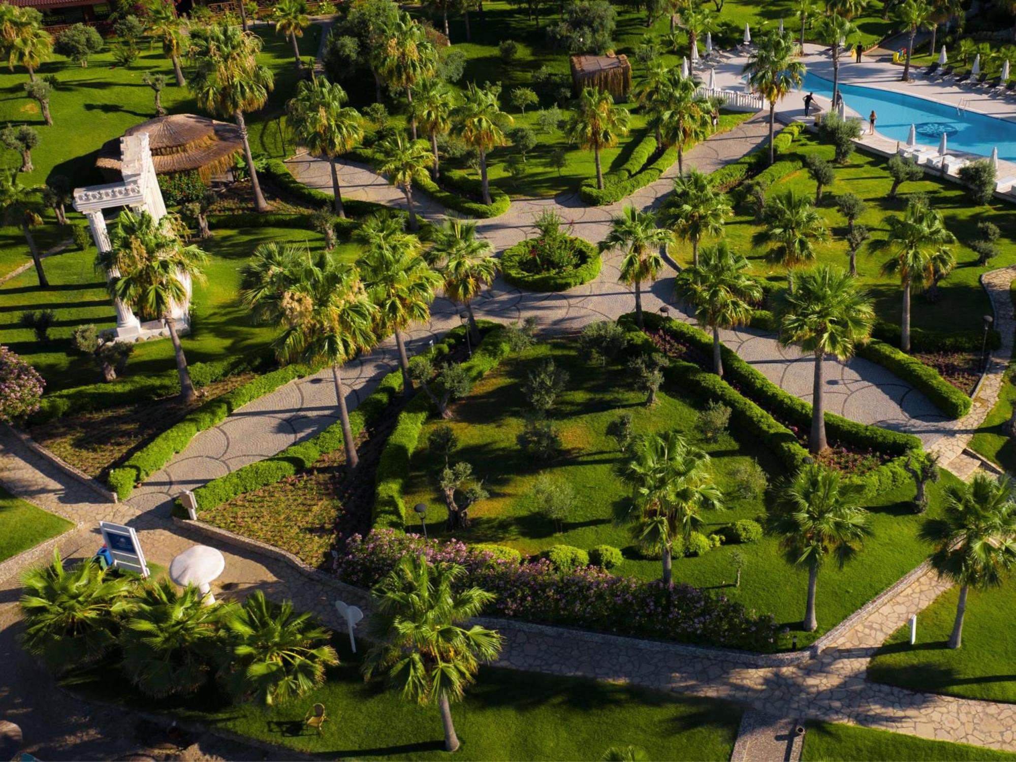 Flora Garden Beach Hotel - Adults Only 16 Plus - Couples Concept Kızılot Esterno foto